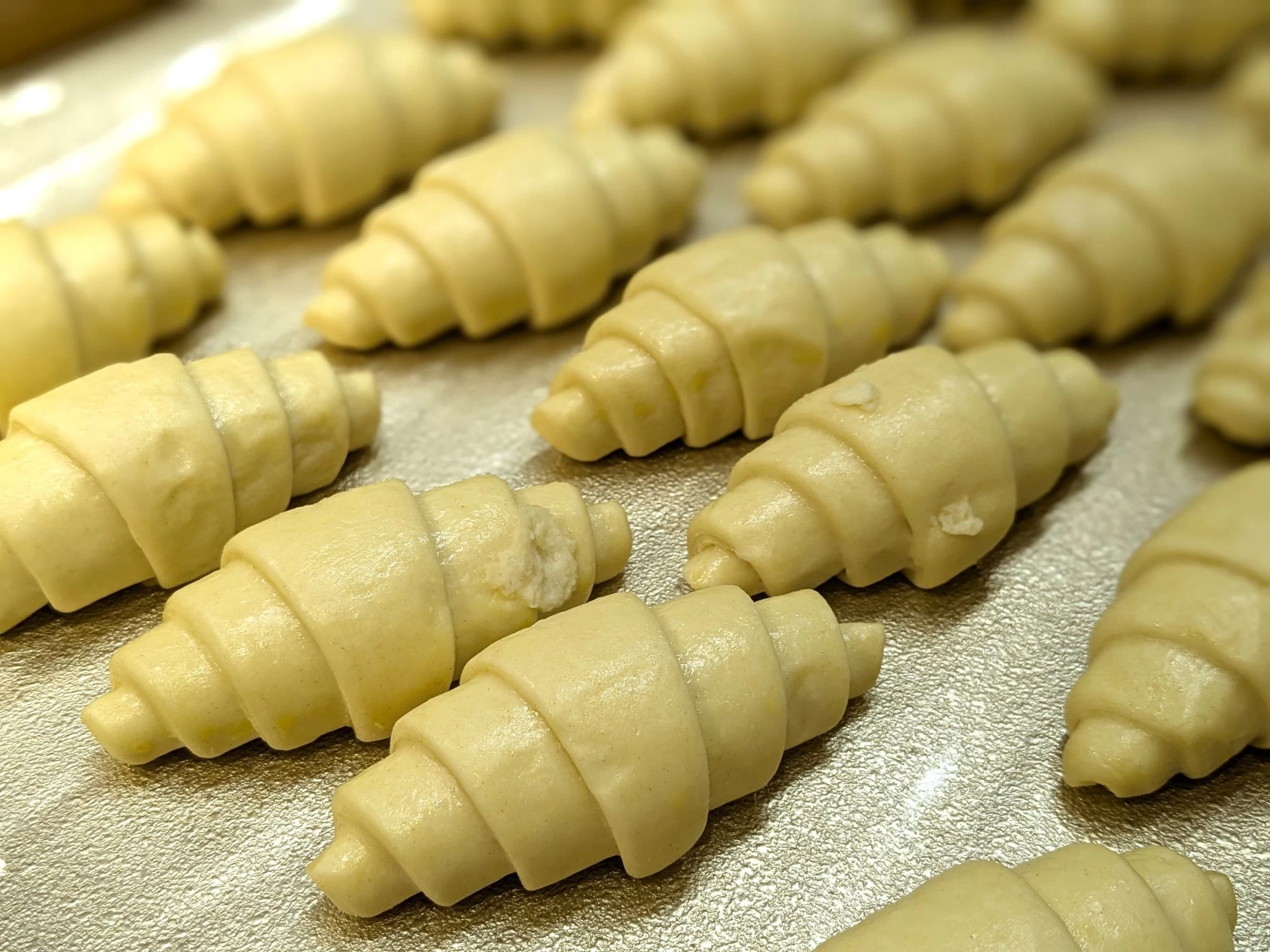 自分で焼くクロワッサンワッフル（現地にて撮影）