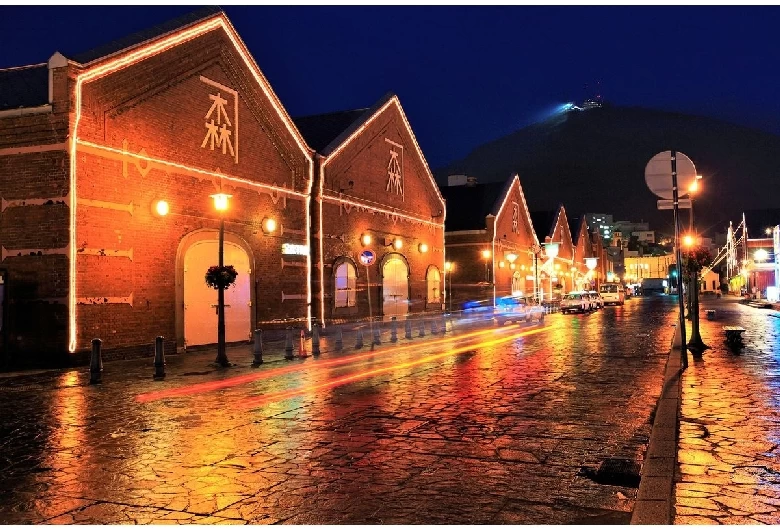 金森赤レンガ倉庫（夜）