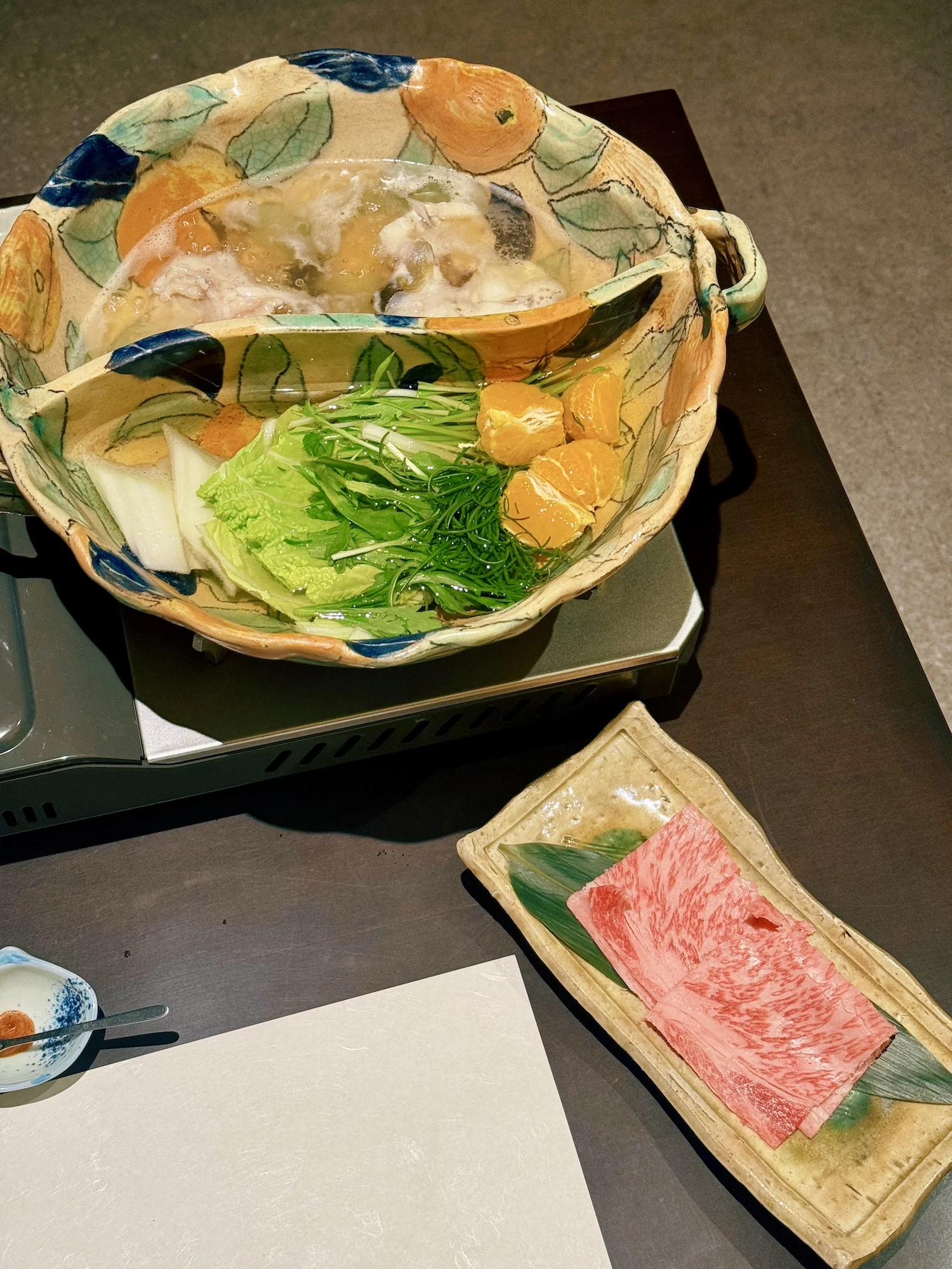 ふぐと牛の源平鍋