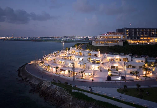 瀬長島ウミカジテラス（夜）