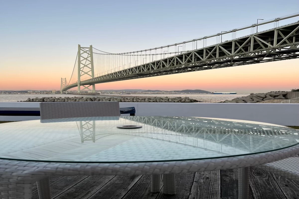 夕方のテラス席