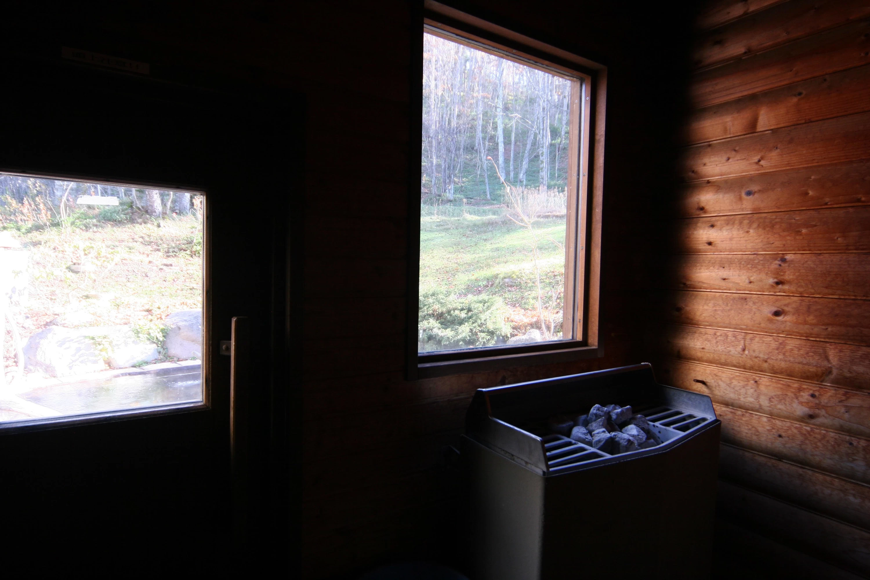 野外貸切サウナ「星の雫」