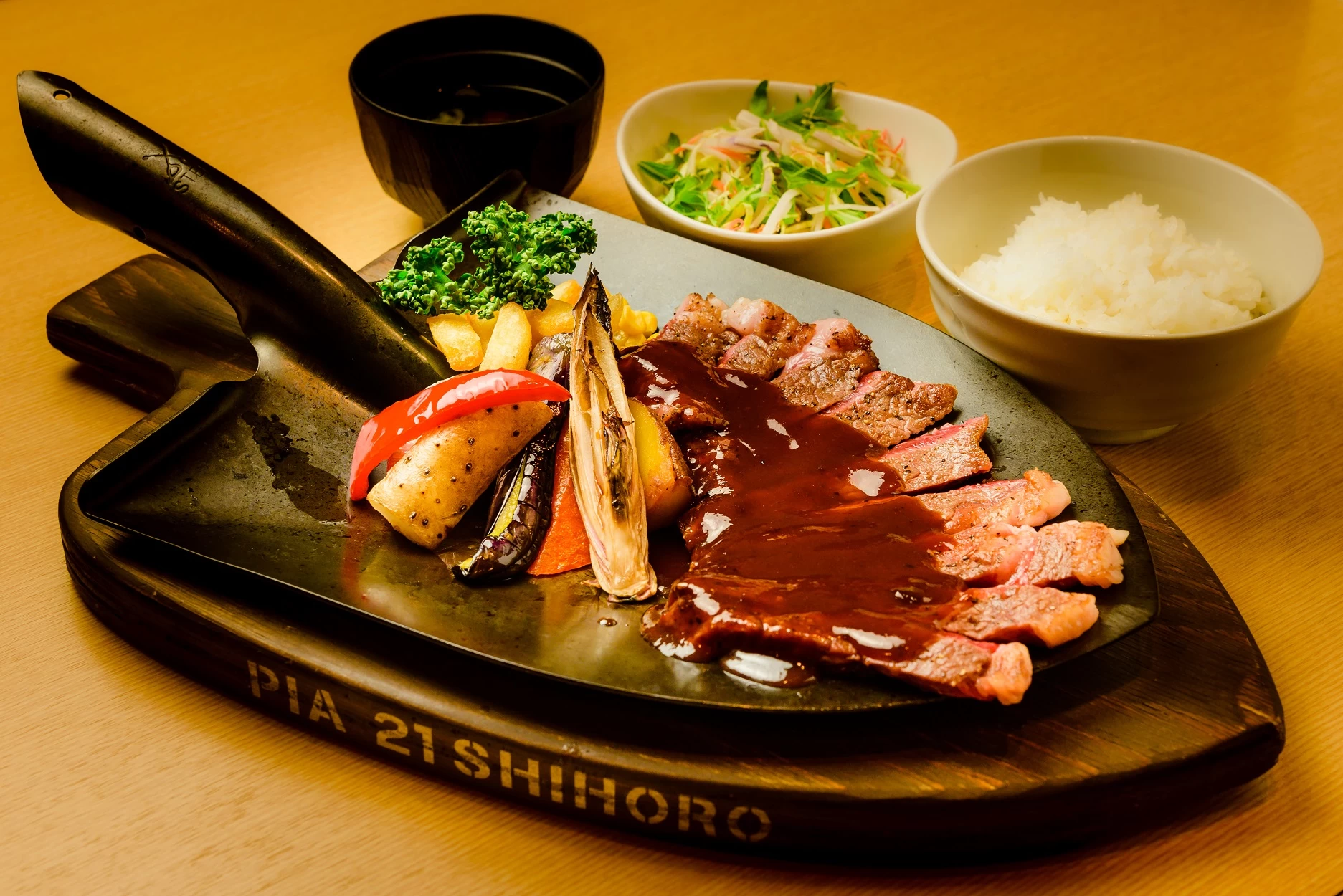 しほろ牛剣先ステーキ