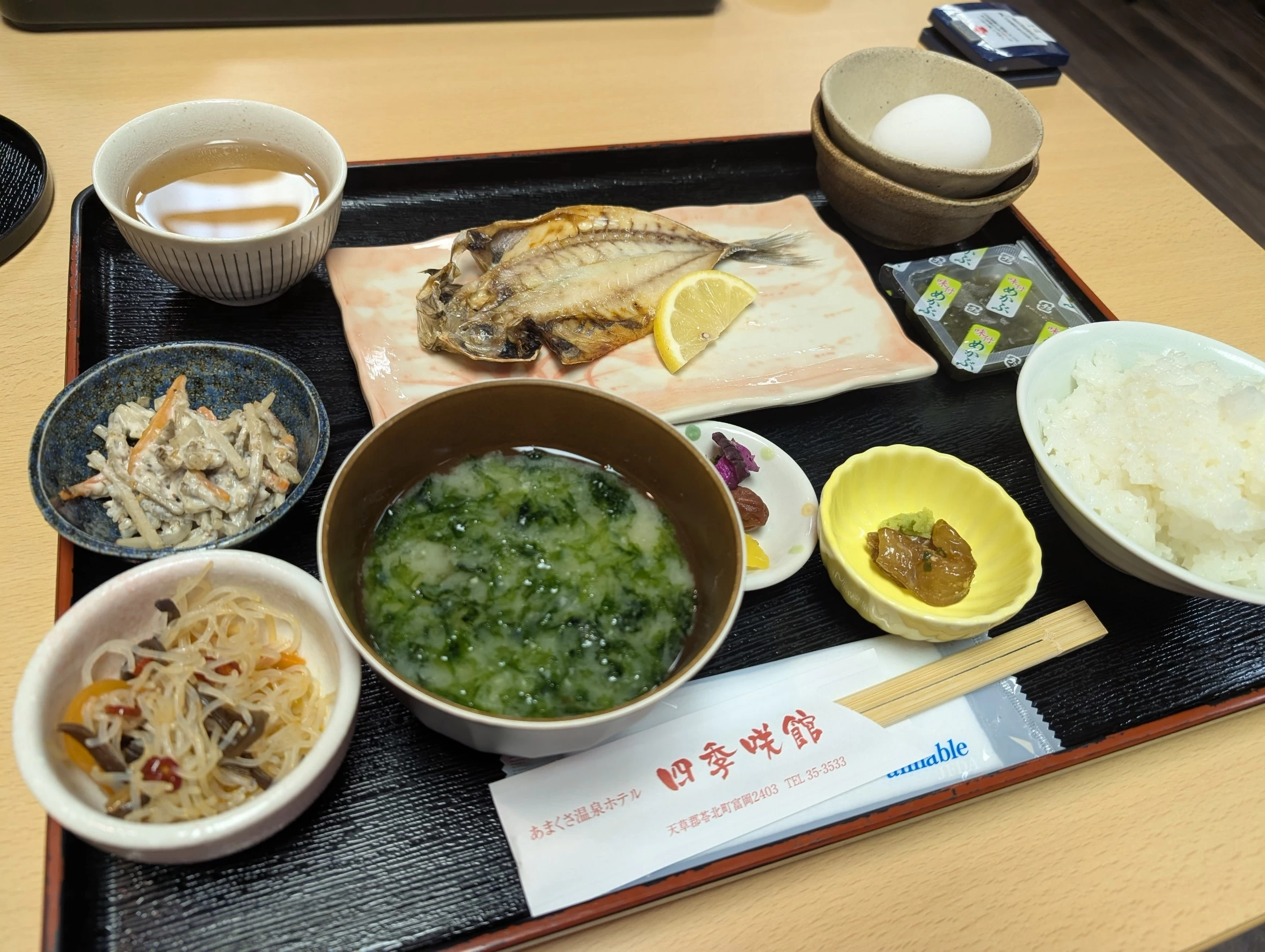 朝食（現地にて撮影）