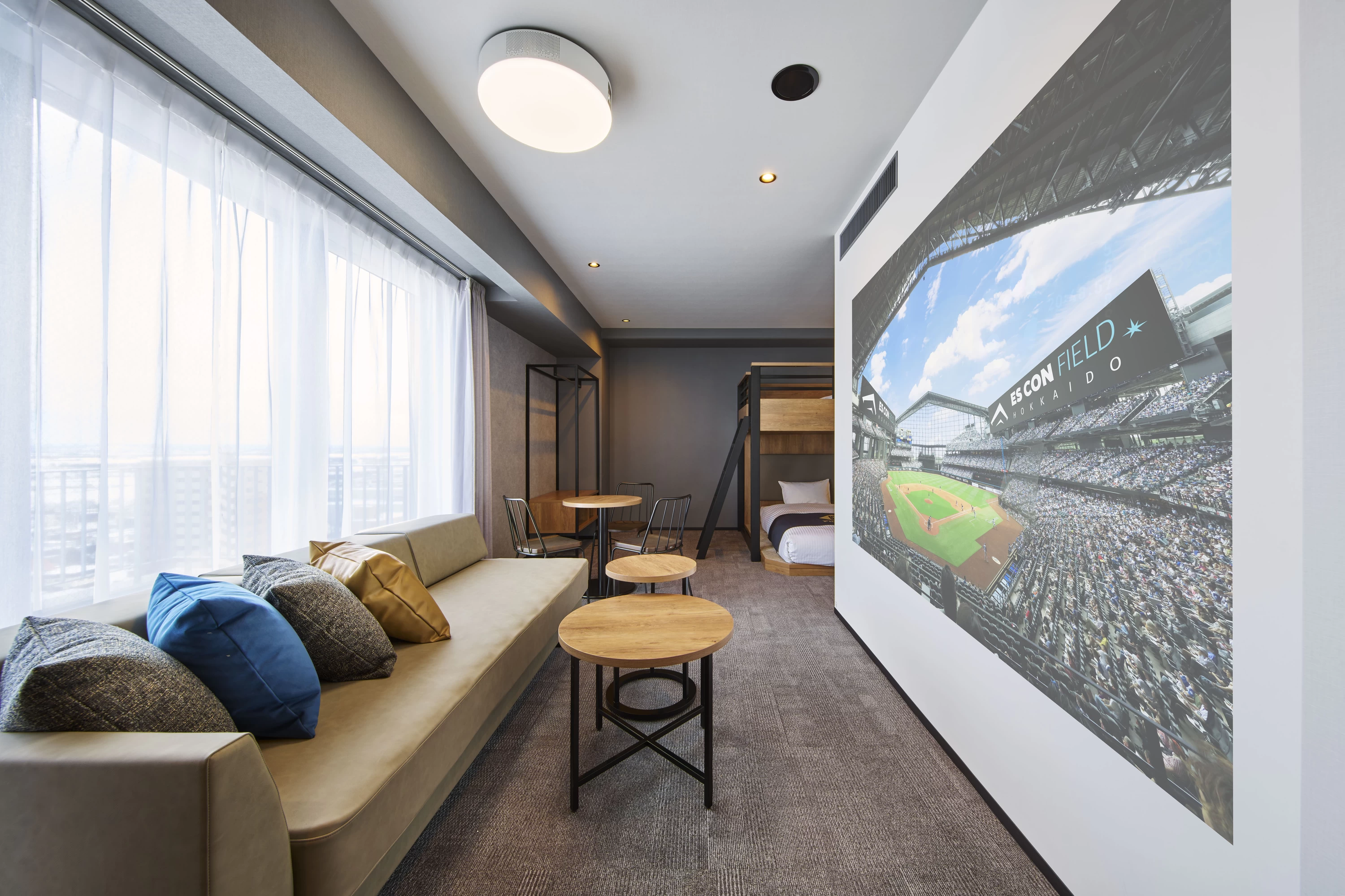 プロジェクターで映し出す大画面