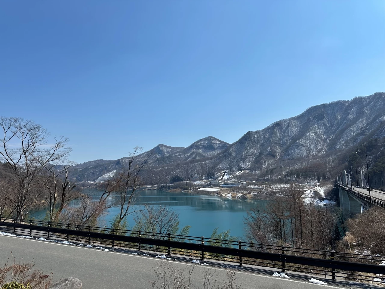 あがつま湖の眺め（現地撮影）