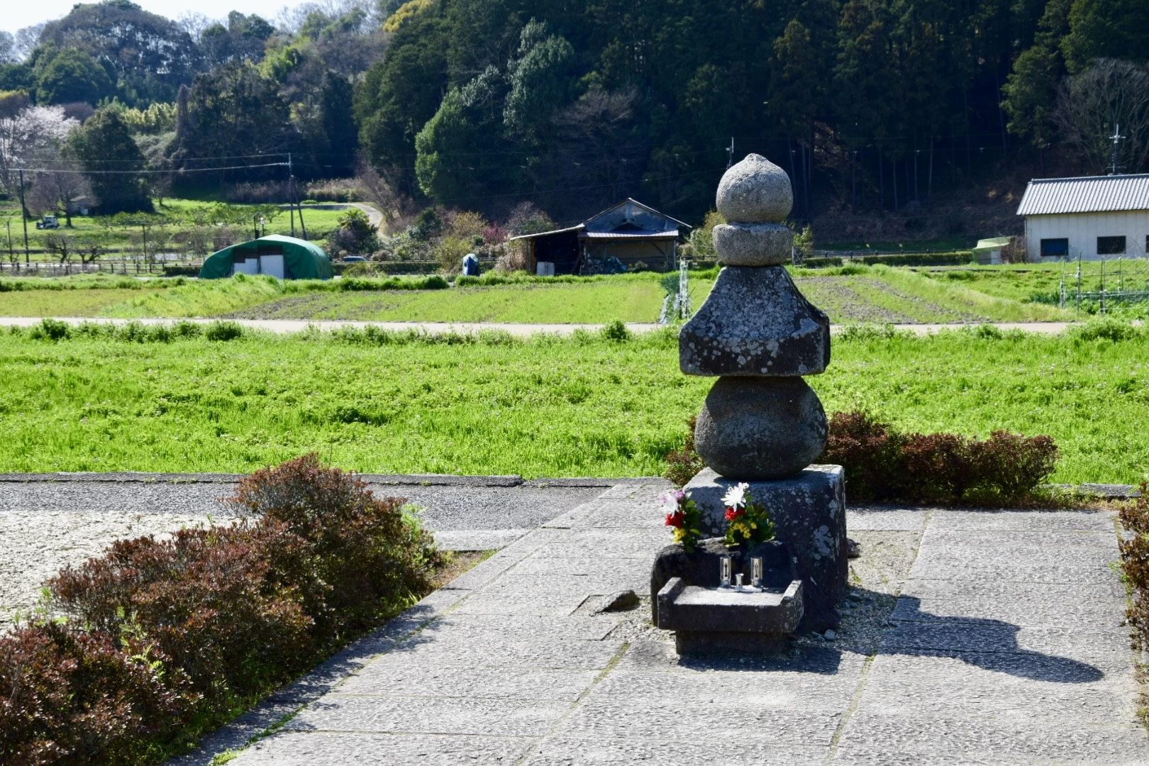 蘇我入鹿の首塚