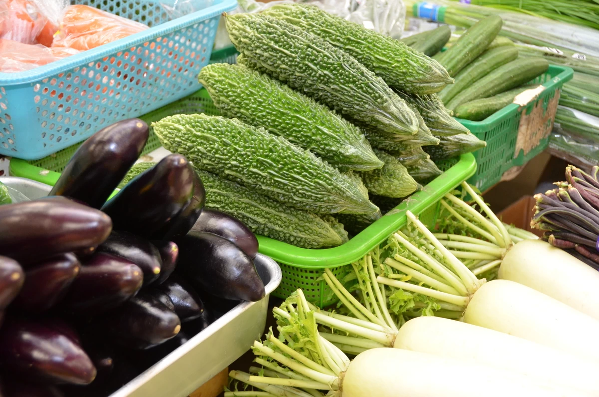 名護市営市場⑤