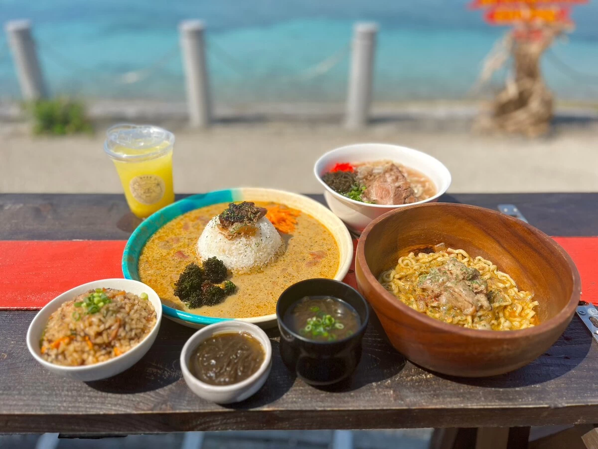 さまざまな料理を味わえる