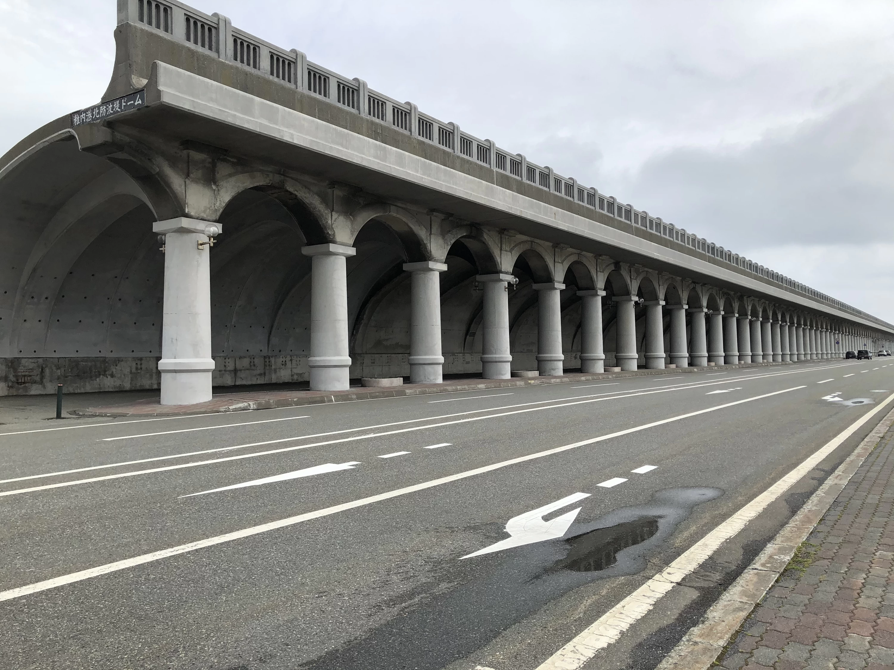 稚内港北防波堤ドーム①（現地にて撮影）