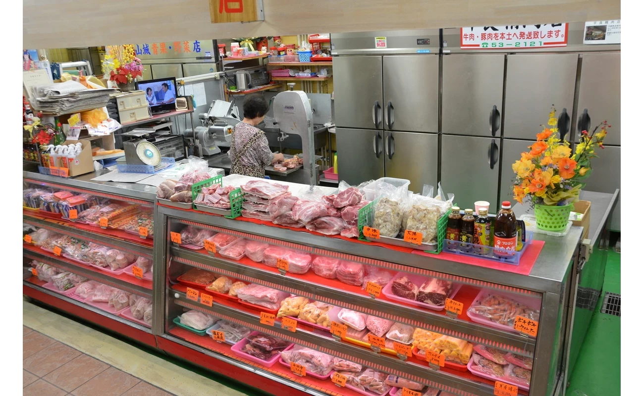 名護市営市場④