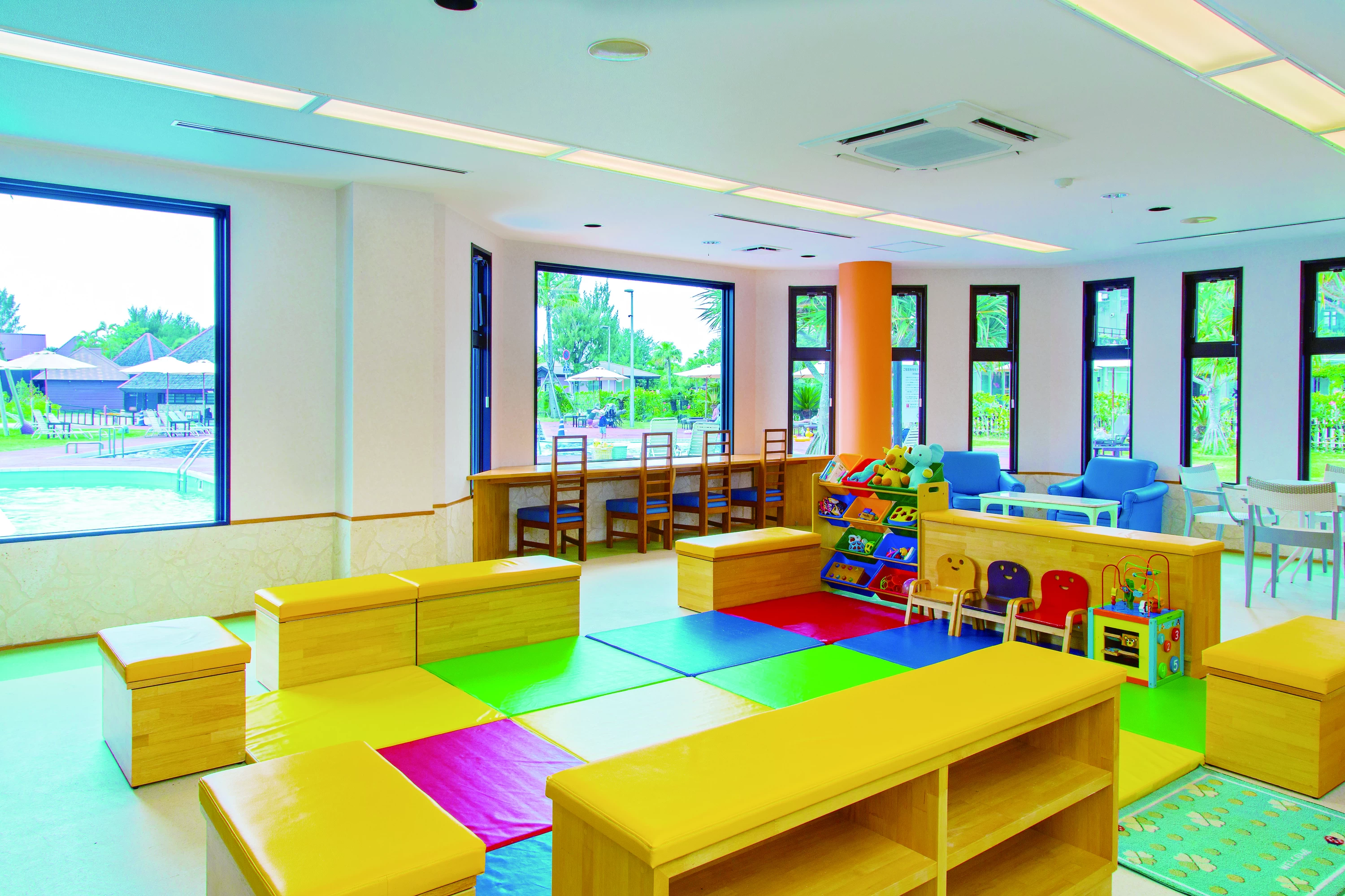 キッズルームも併設
