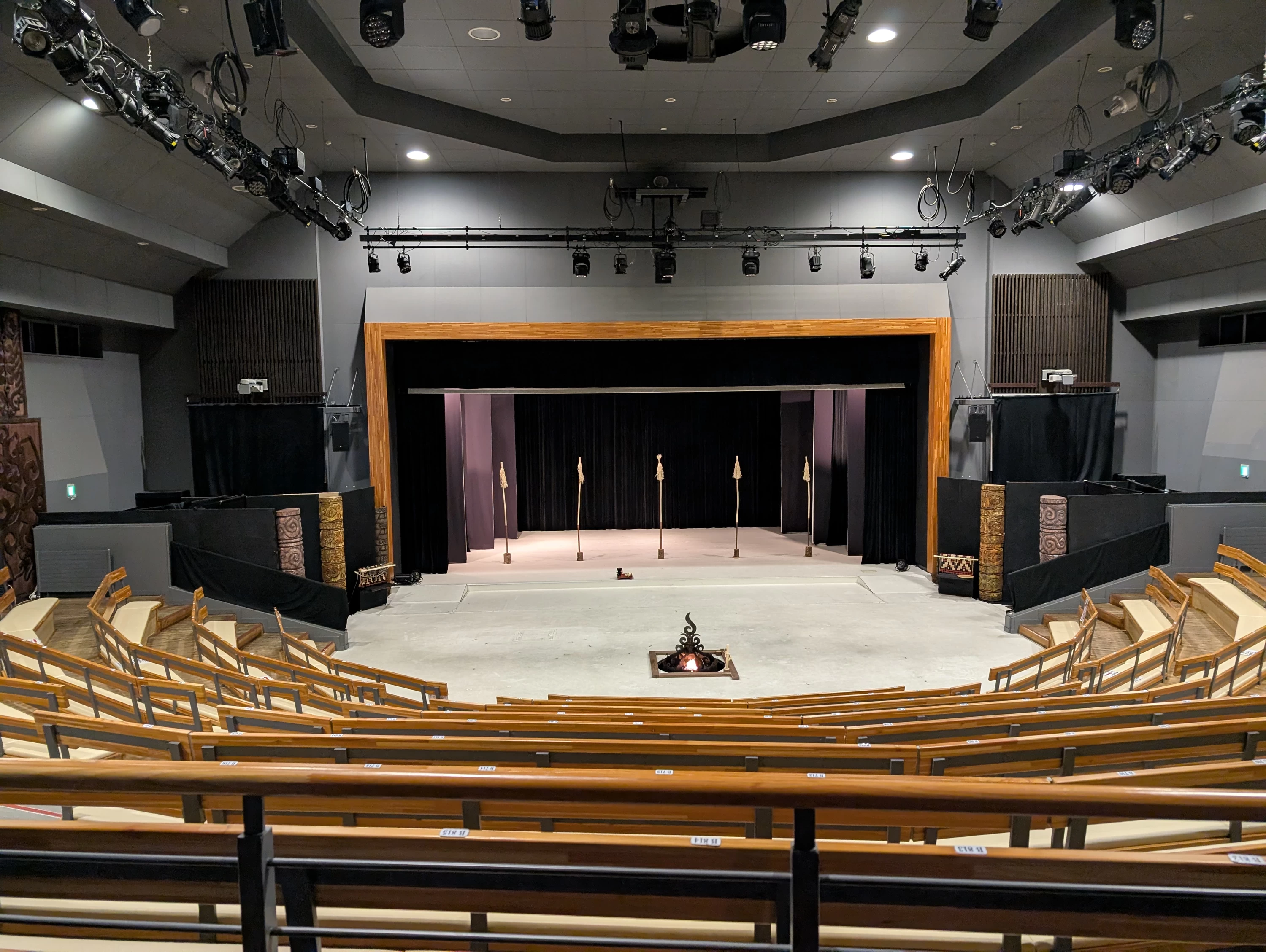 シアター内（現地にて撮影）