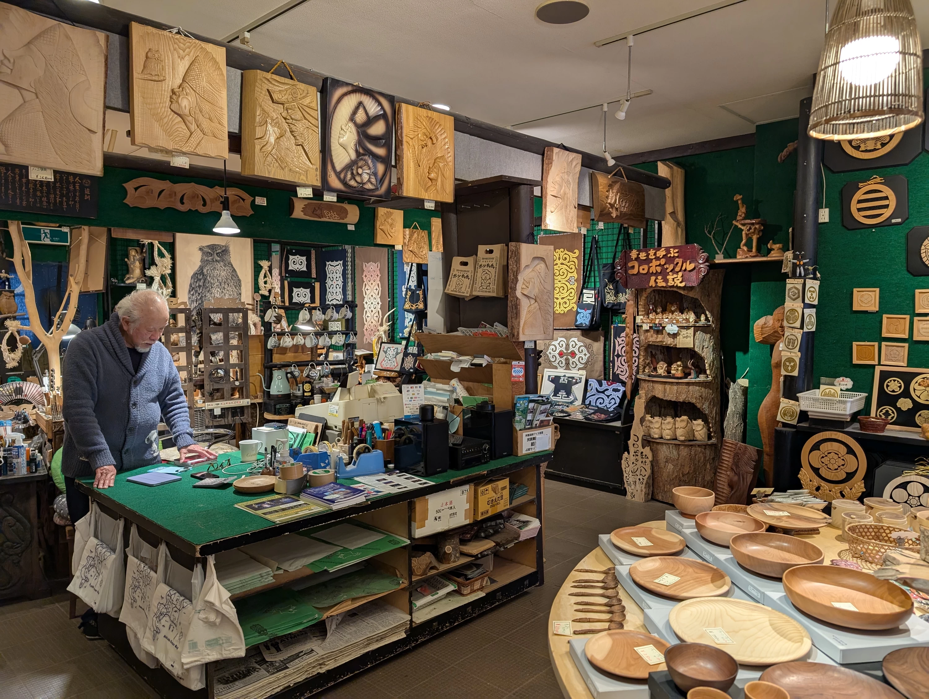 店内（現地にて撮影）