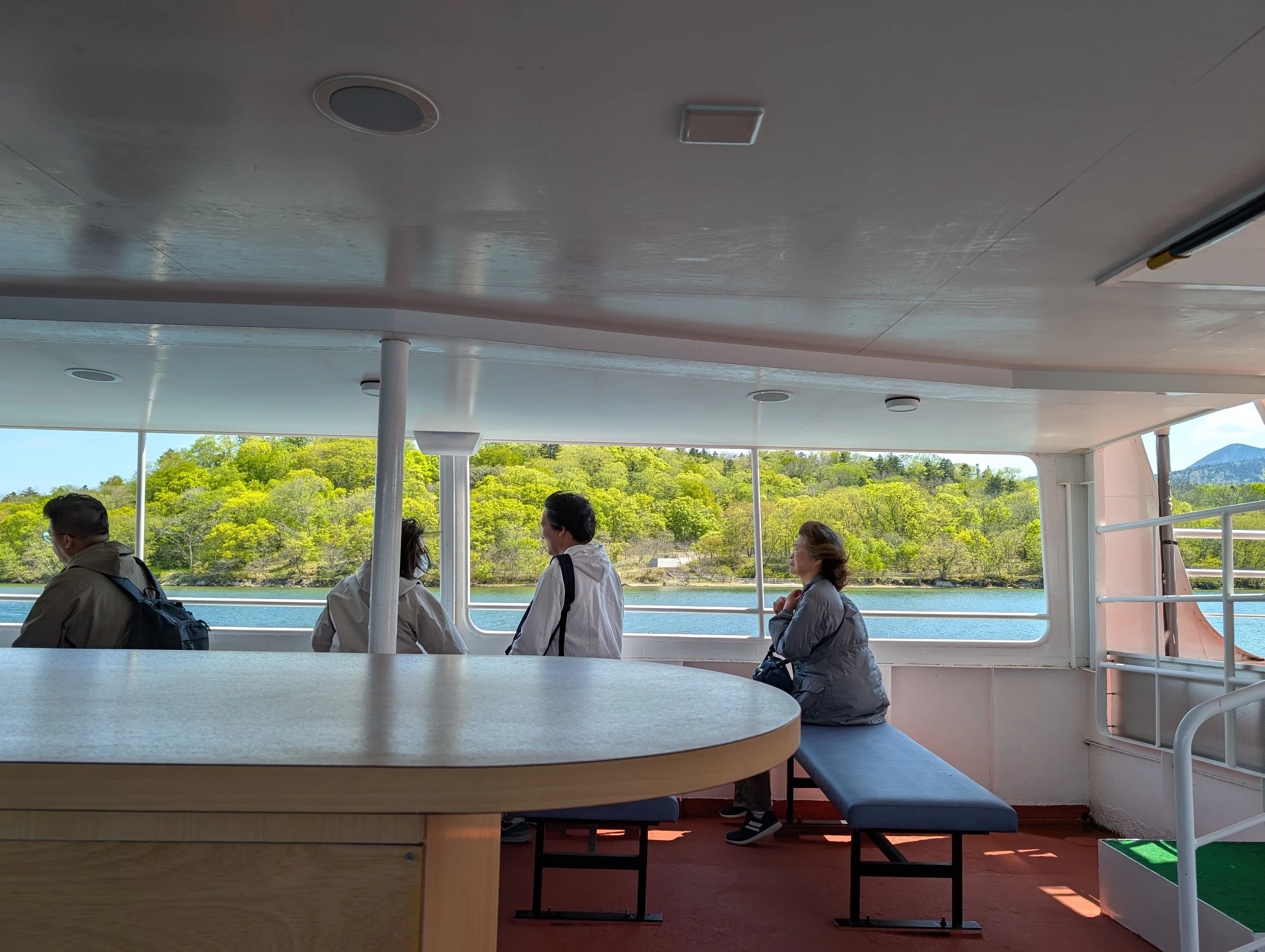 船内（現地にて撮影）