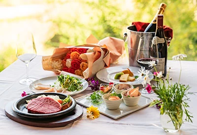 ピアノの生演奏を聴きながら過ごす記念日