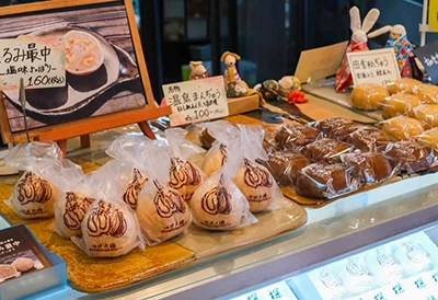 塩原温泉名物の和菓子がずらり