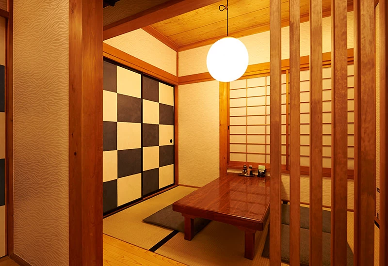 シーンに合わせて利用できる食事と空間