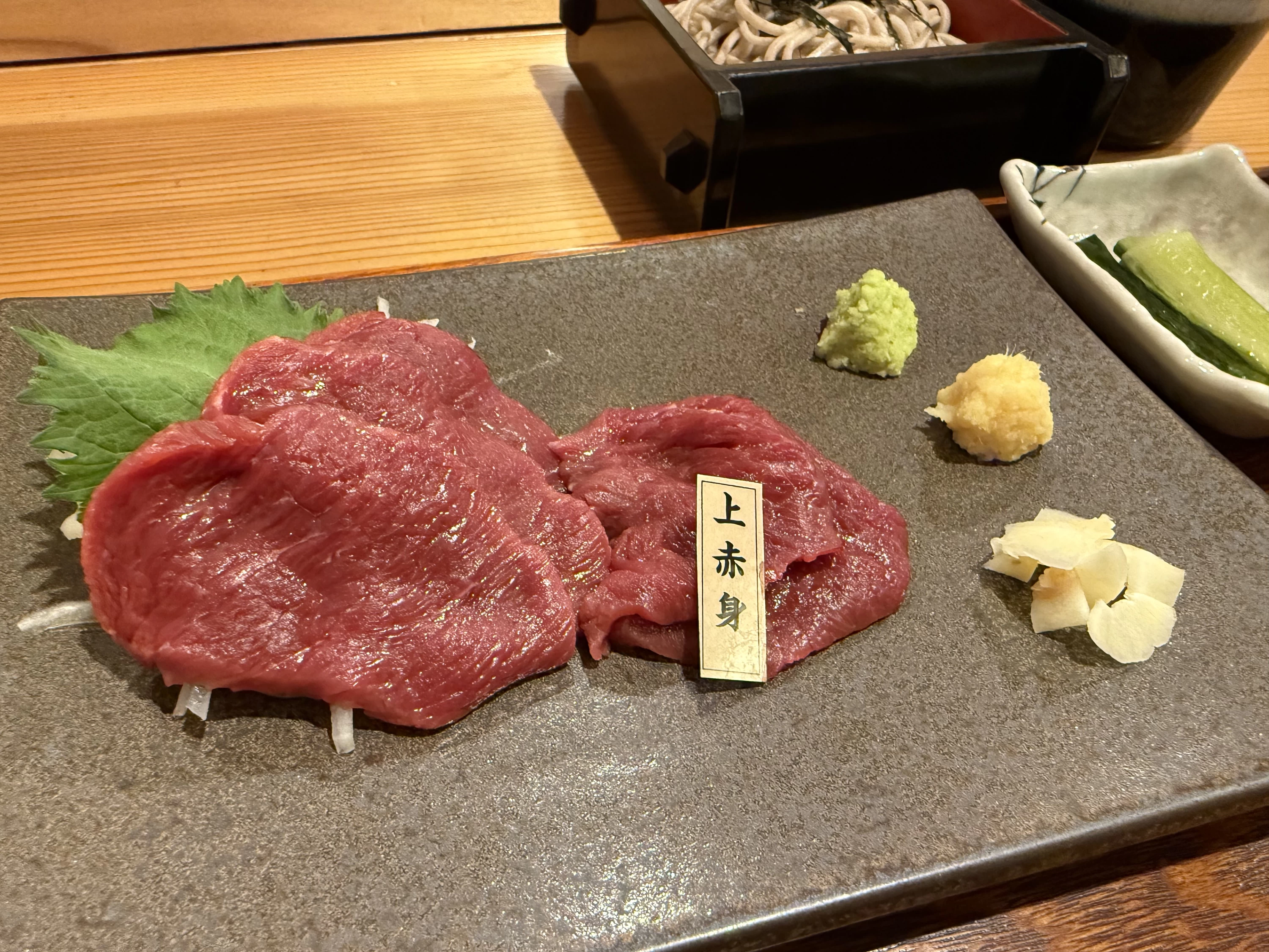馬刺し（現地にて撮影）