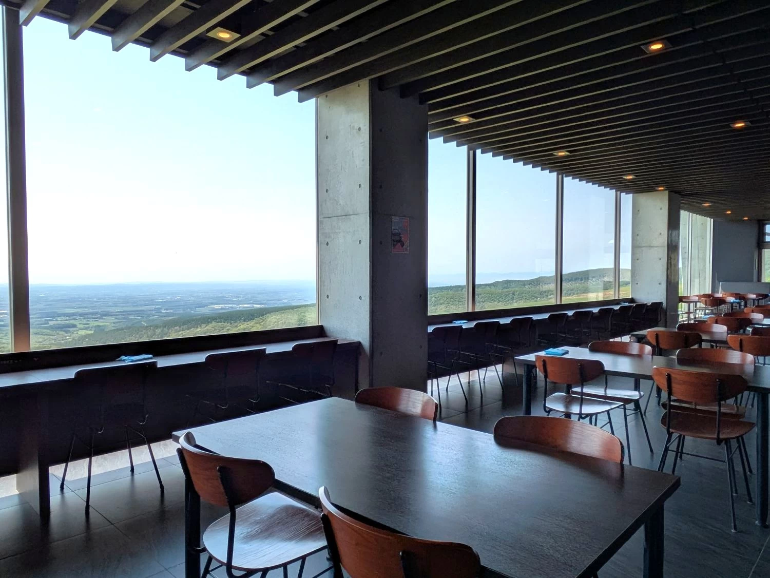 館内（現地にて撮影）