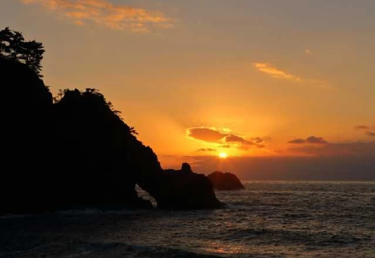 夕暮れ時の笹川流れ