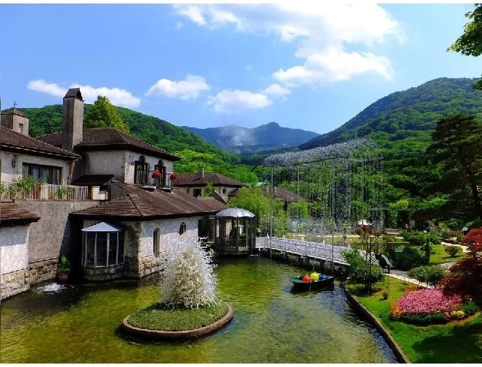 ガラスの森美術館②