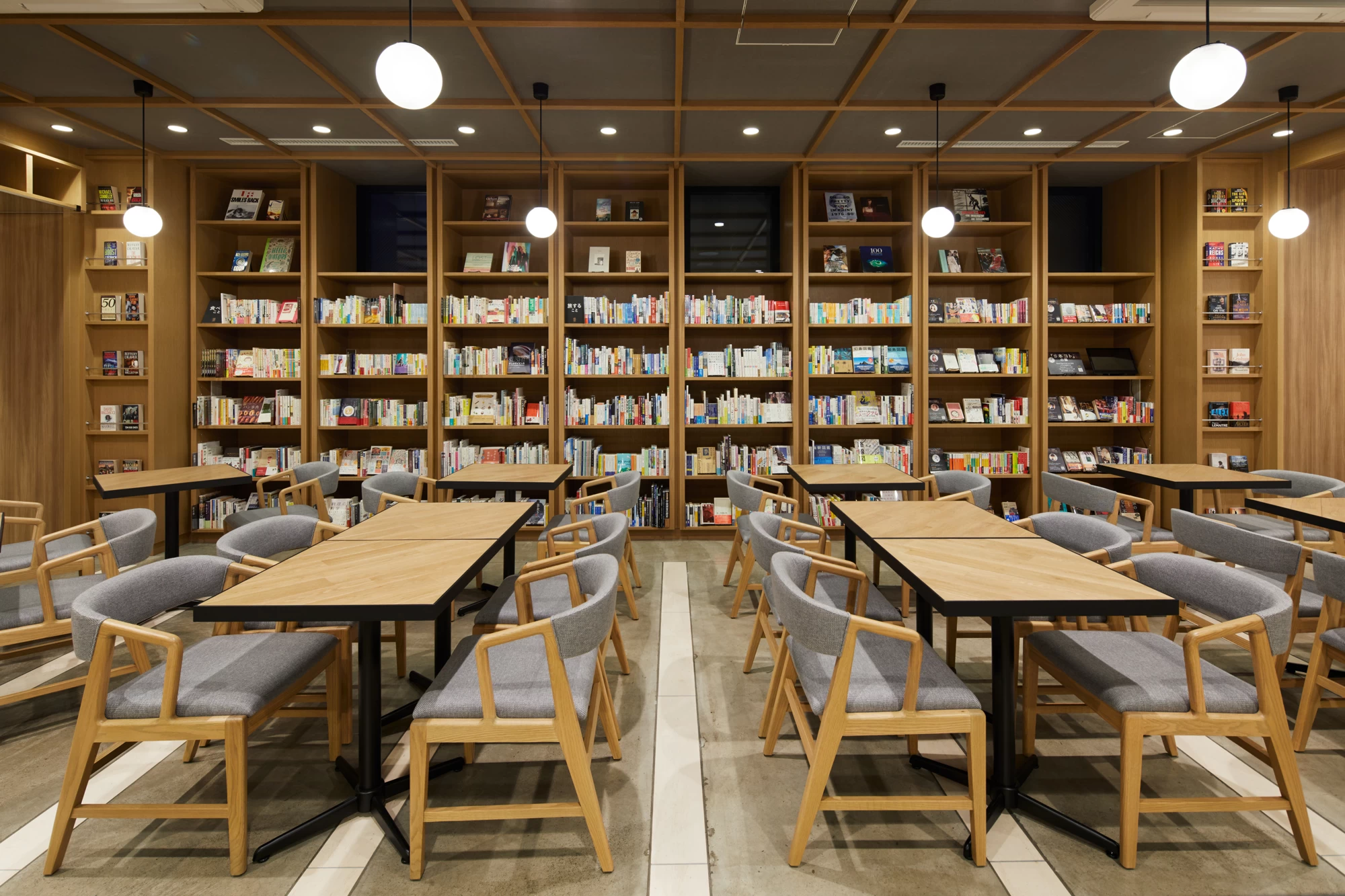 旅とミステリーの専門書店