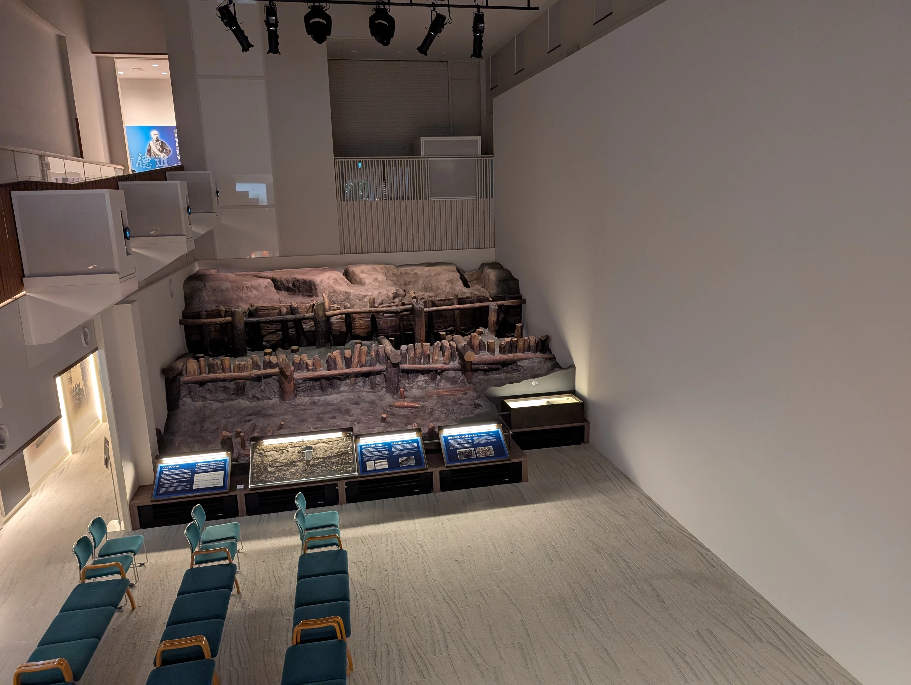 有明海の干満差6mの巨大スクリーン(現地にて撮影)