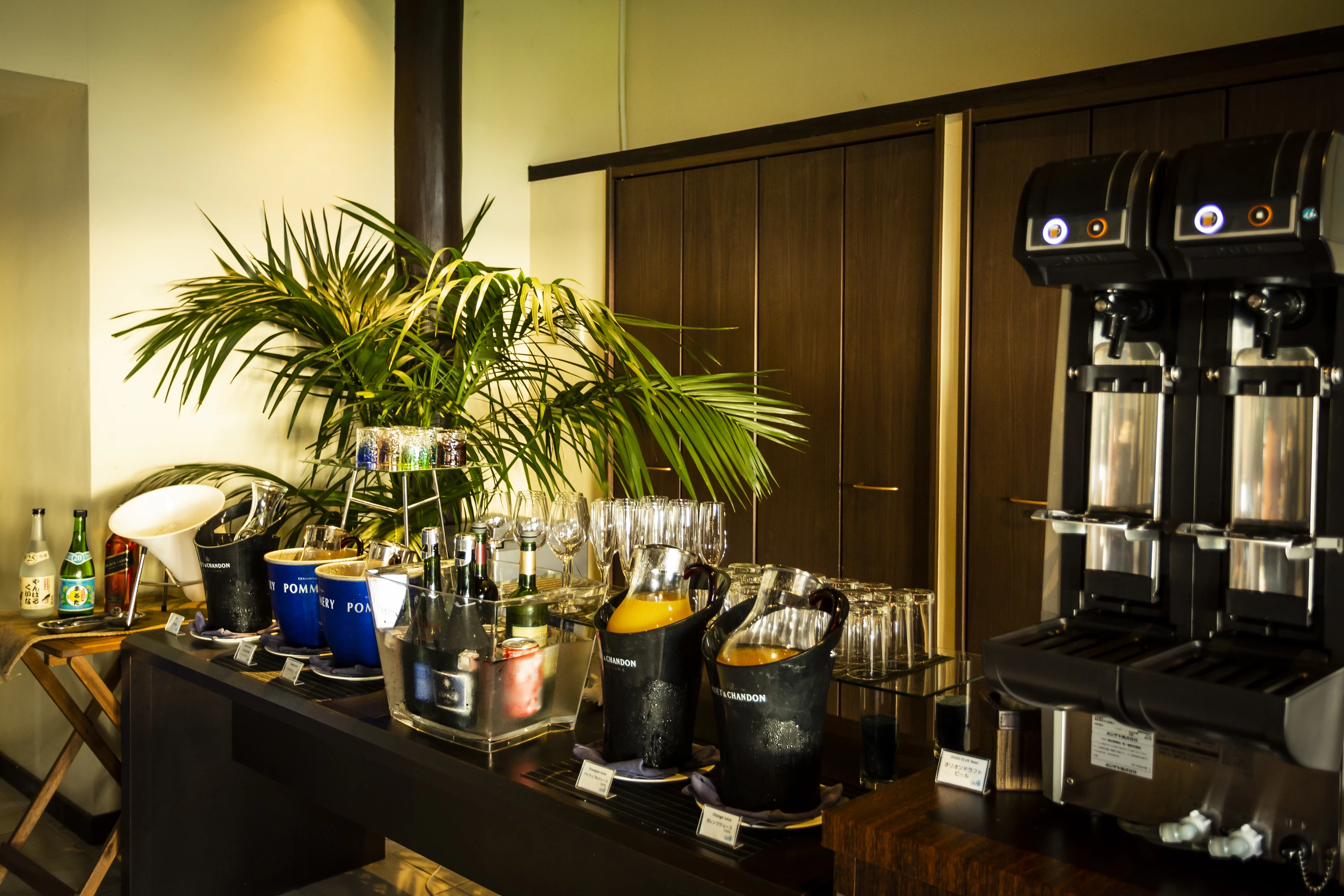 ②オクマ プライベートビーチ & リゾート／ラウンジ