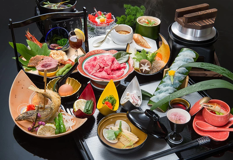 旬の食材を贅沢に使った料理