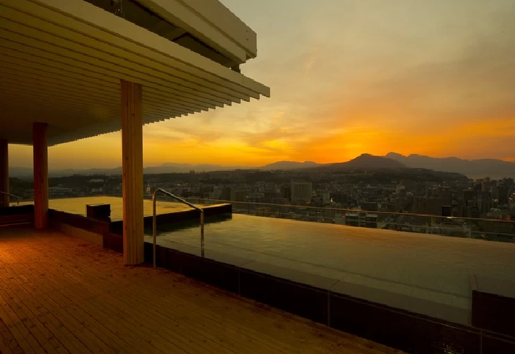 露天風呂（夕方）