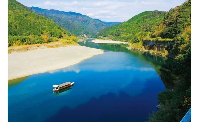 仁淀川と屋形船