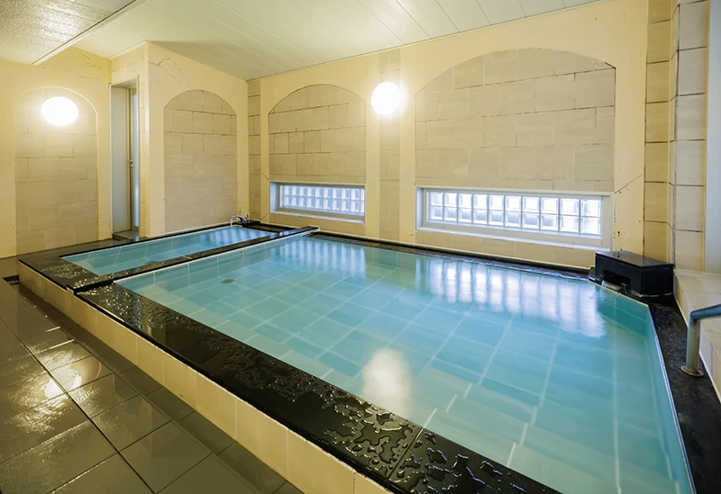 旅の疲れを癒やす大浴場
