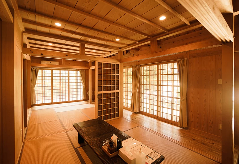 部屋から緑を堪能できる「ぱいぬ屋」