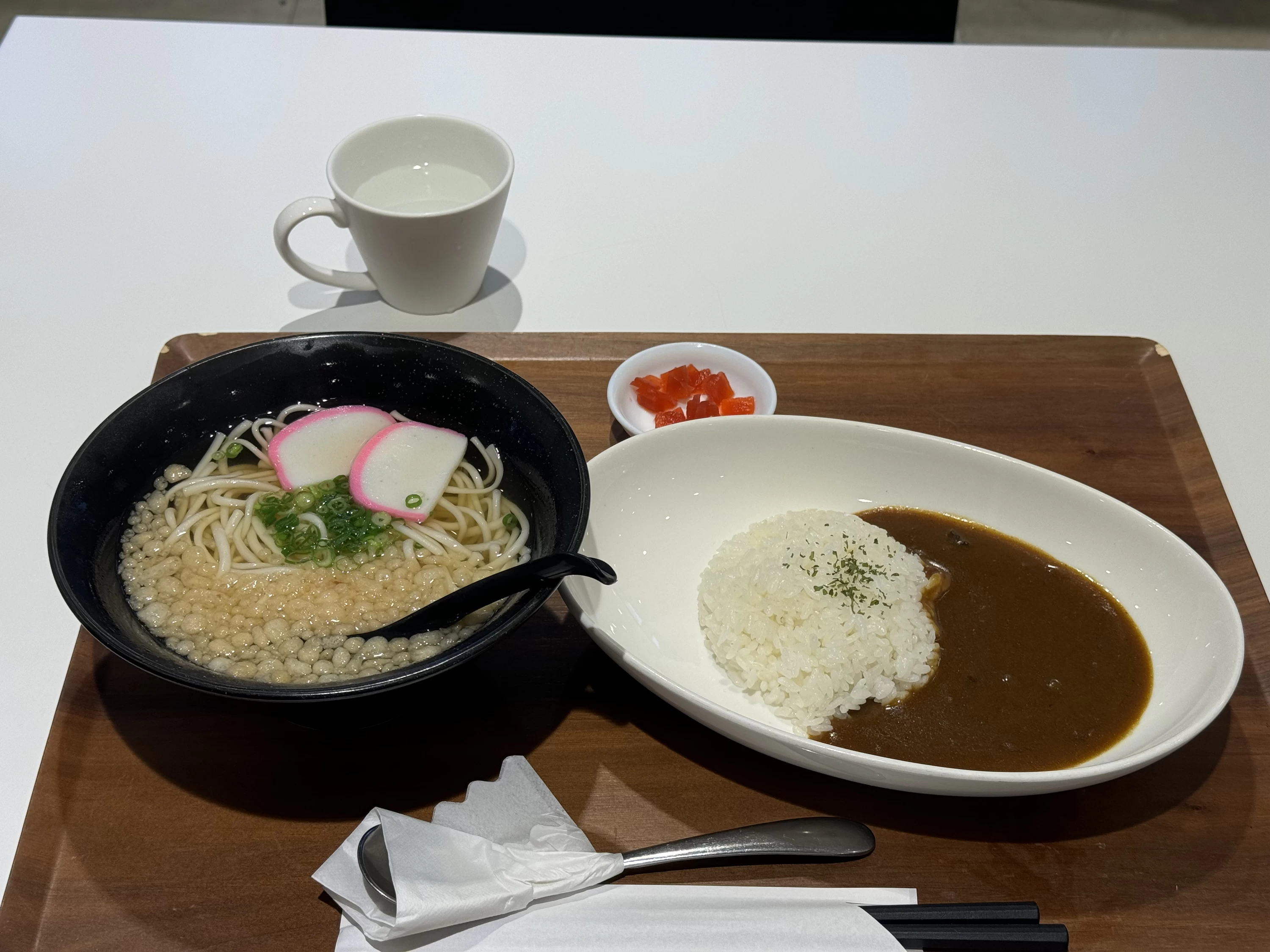 朝食(現地にて撮影)