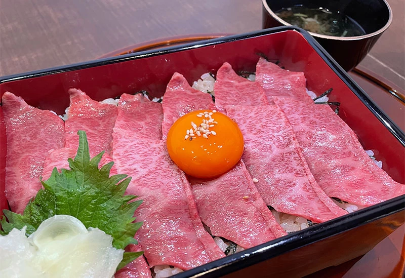 最高ランクの飛騨牛を使用