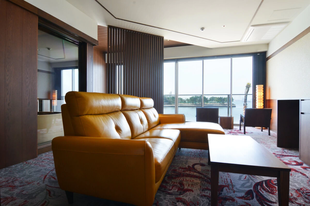 客室からは東京湾が一望