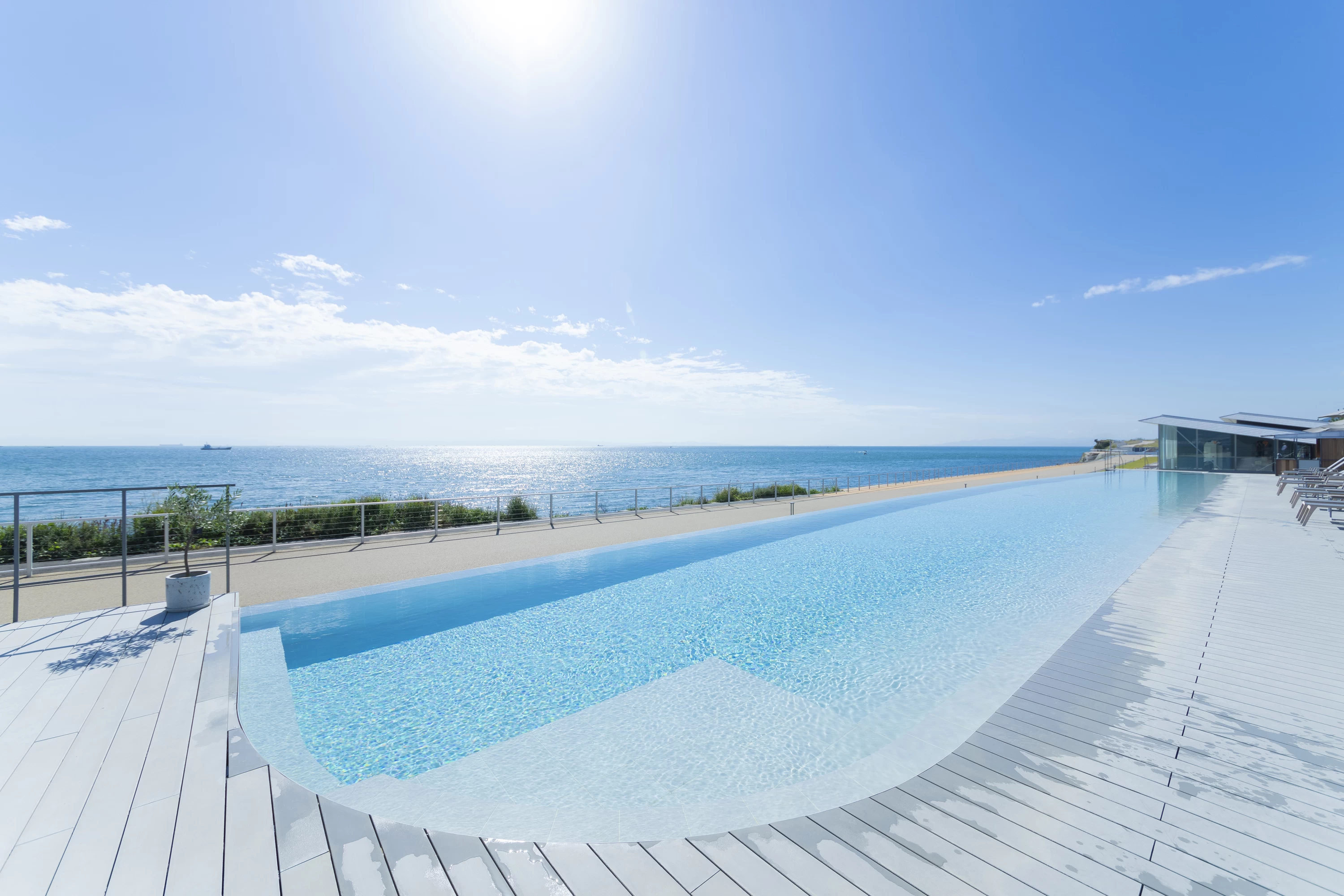 インフィニティ温泉プール「伊弉冉の湯湯（いざなみのゆゆ）」②