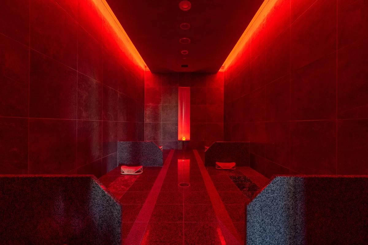 岩盤浴「朱」