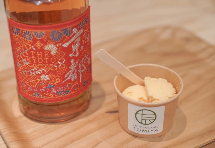 日本酒かけバニラアイス