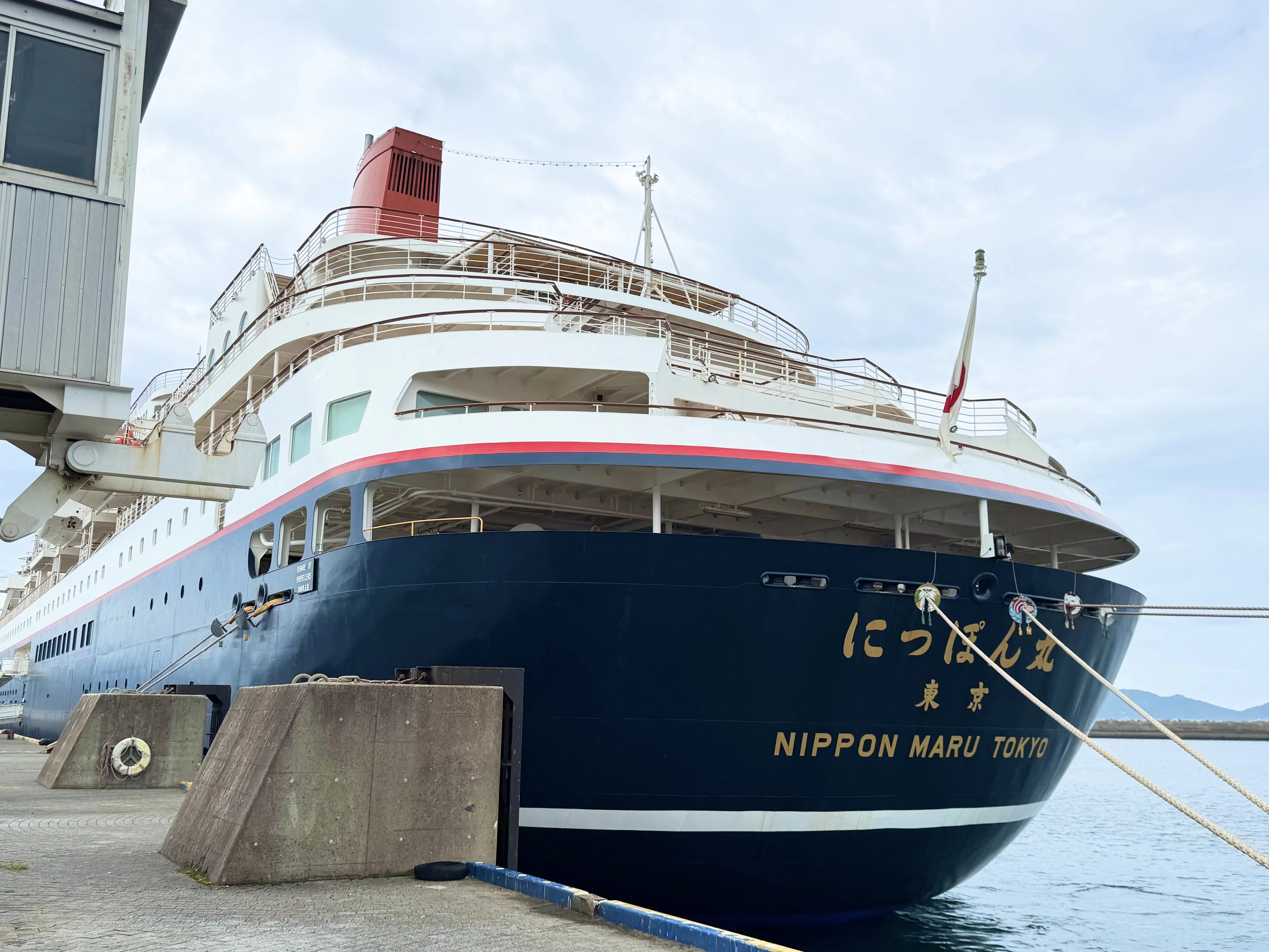 にっぽん丸(現地にて撮影)