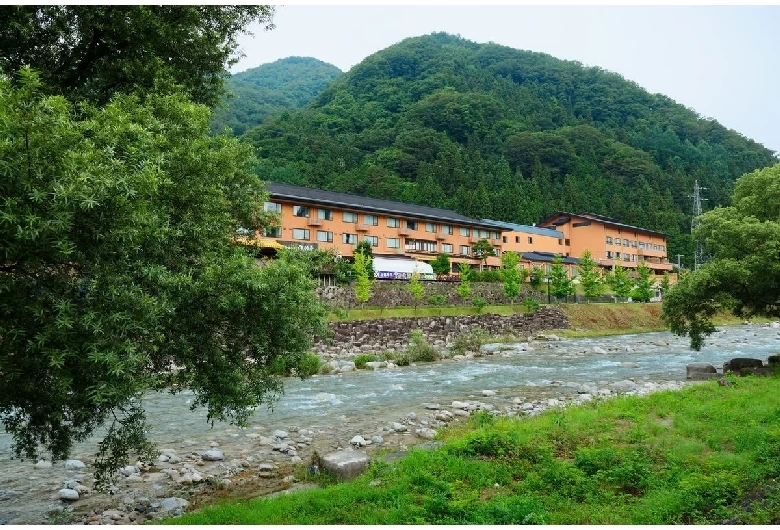 阿智川沿いの昼神温泉