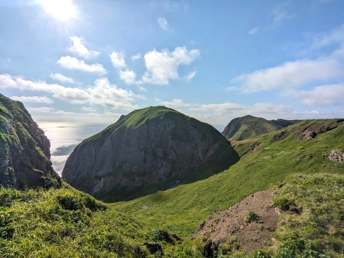 桃岩（現地にて撮影）