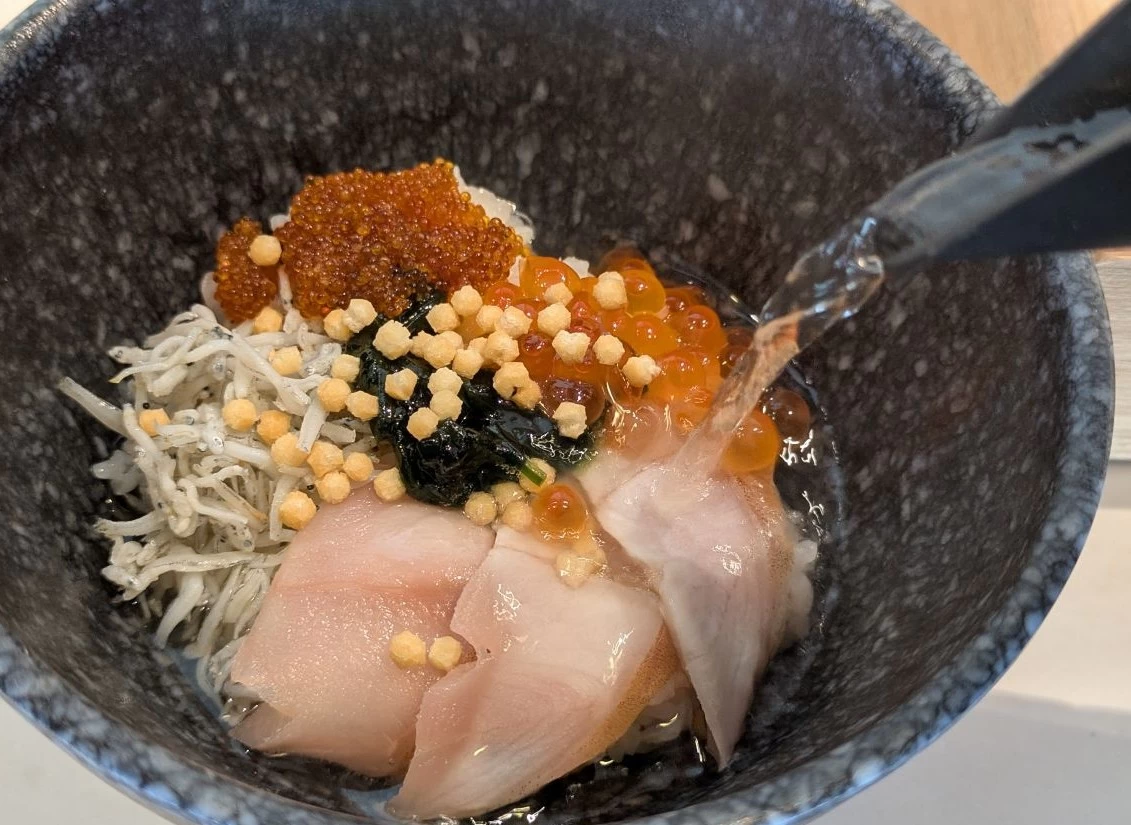 お茶漬け（現地にて撮影）