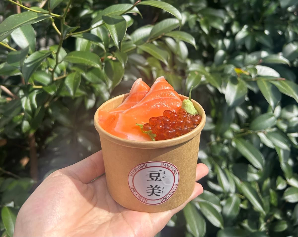 サーモンいくらカップ