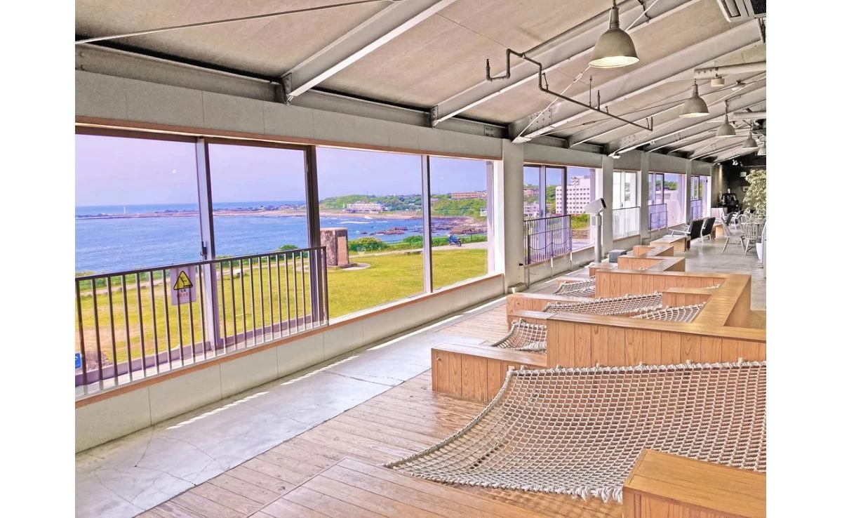 ハンモックベンチ