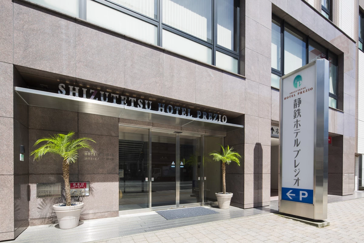 ホテル正面入口