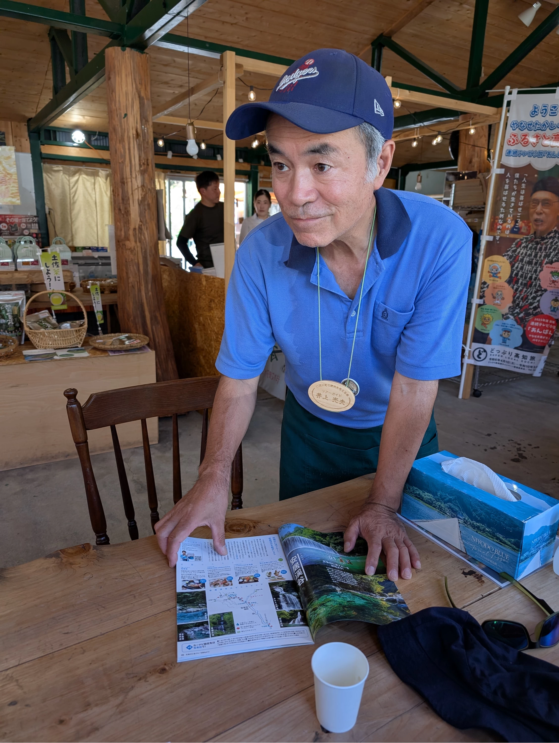 仁淀川の観光を考える会　井上さんに周辺の見どころを教えてもらいました（現地にて撮影）