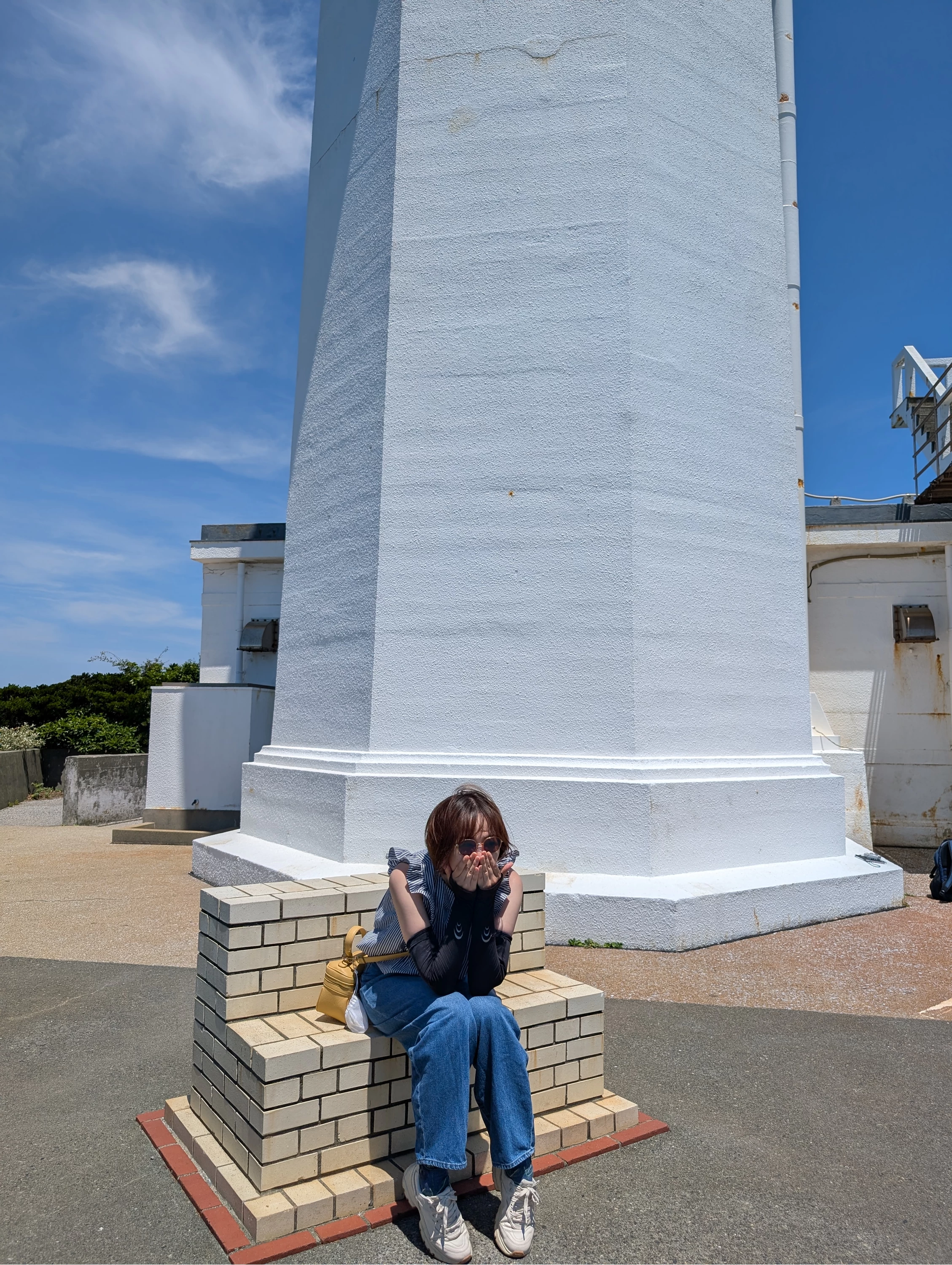 灯台下暗しの図（現地にて撮影）