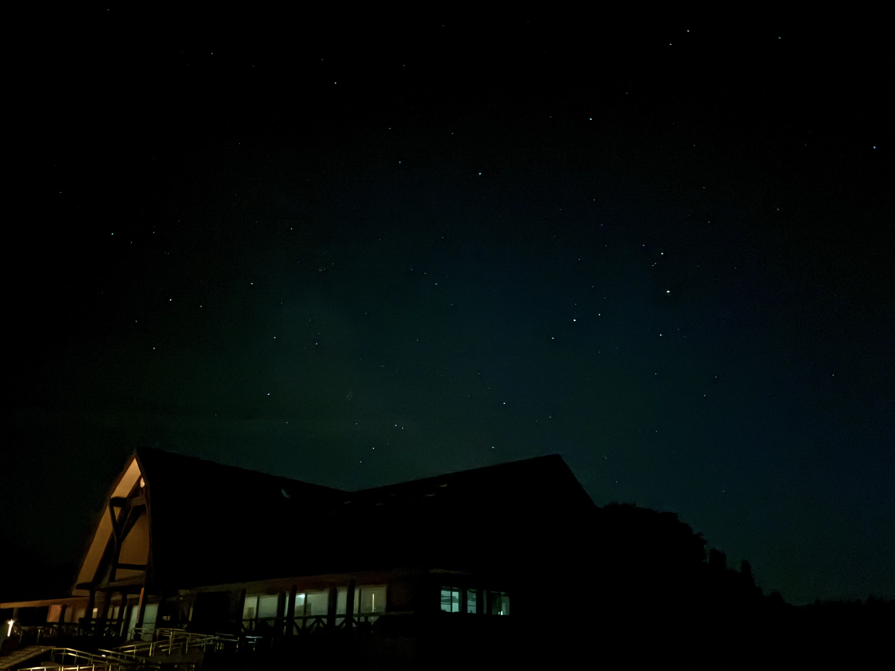 観賞開始から徐々に雲が晴れていき、最後には満開の星空が！